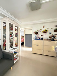 Blk 233 Serangoon Avenue 3 (Serangoon), HDB 4 Rooms #572715321